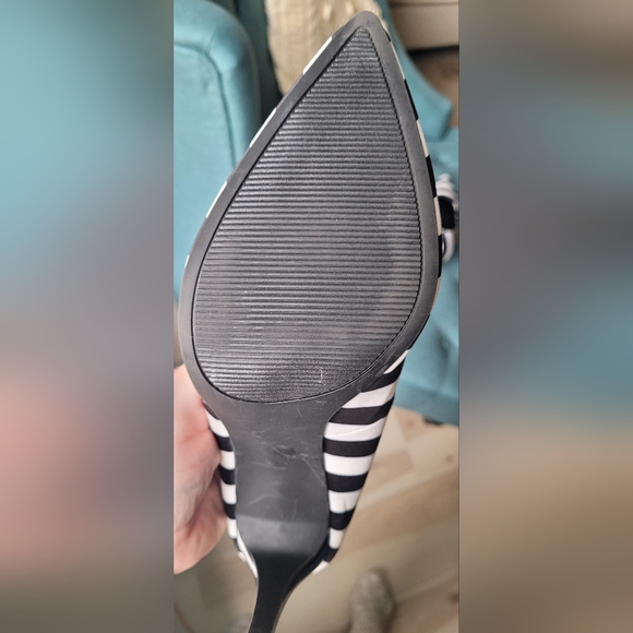 a.n.a striped heels - Picture 2 of 4